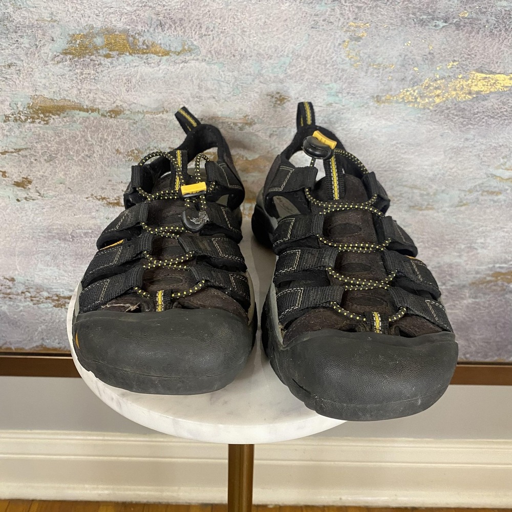 KEEN Newport H2 Sandals Mens Size 10 Black Closed Toe Waterproof Hiking Sport - Picture 3 of 9